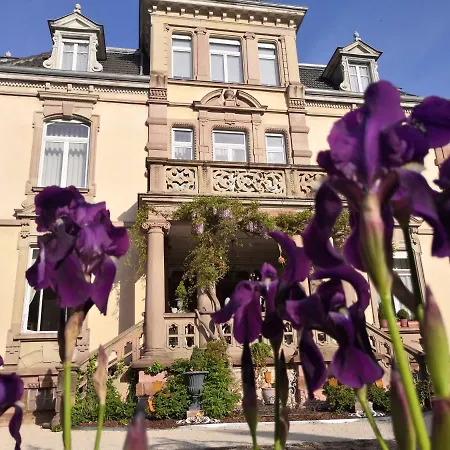 Castelnau *