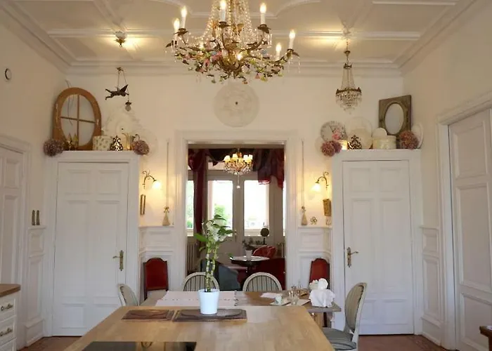 בית הארחה Castelnau *